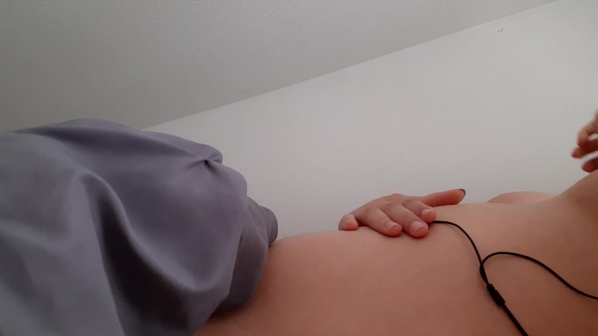 Belly Gurgling - video 4