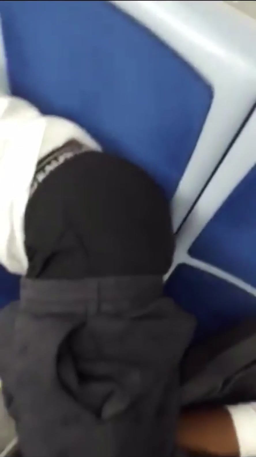 Sleeping sagger gets groped  on bus