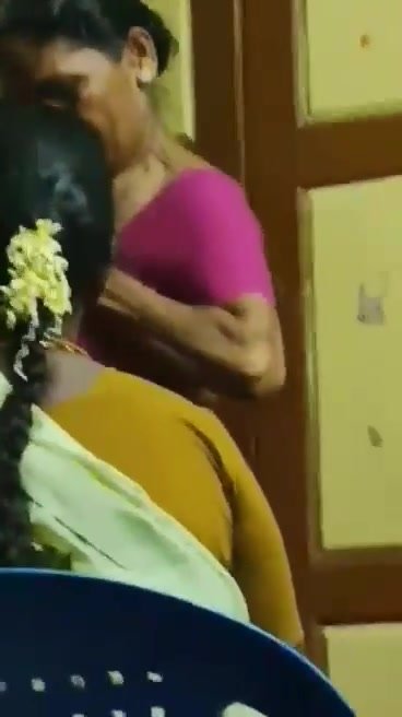 Ind changing: tamil mom dress change - video 2 - ThisVid.com