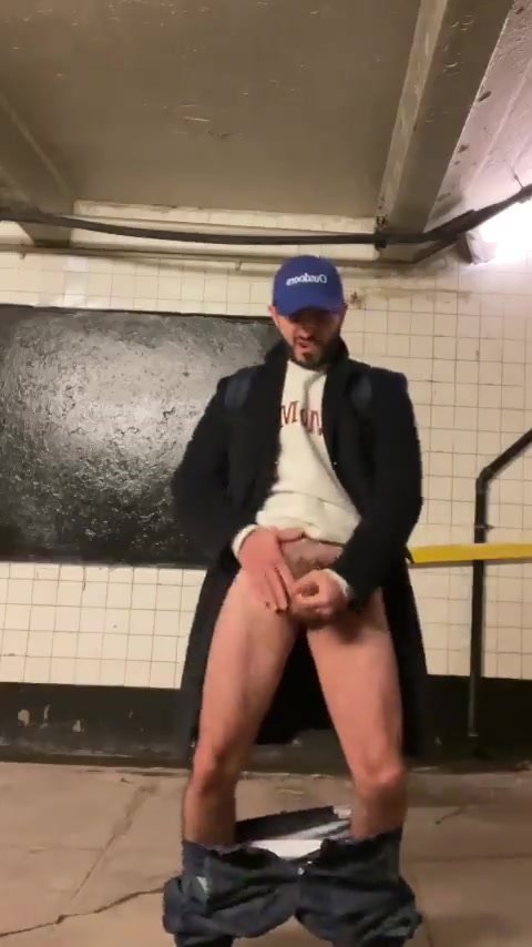 A good old-fashioned subway flasher