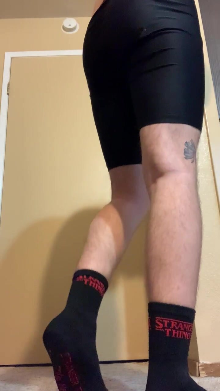 Socks and bare feet - video 4