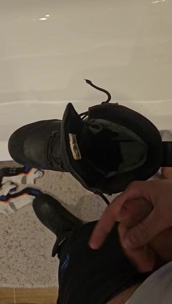 Cumming inside wet combat boots