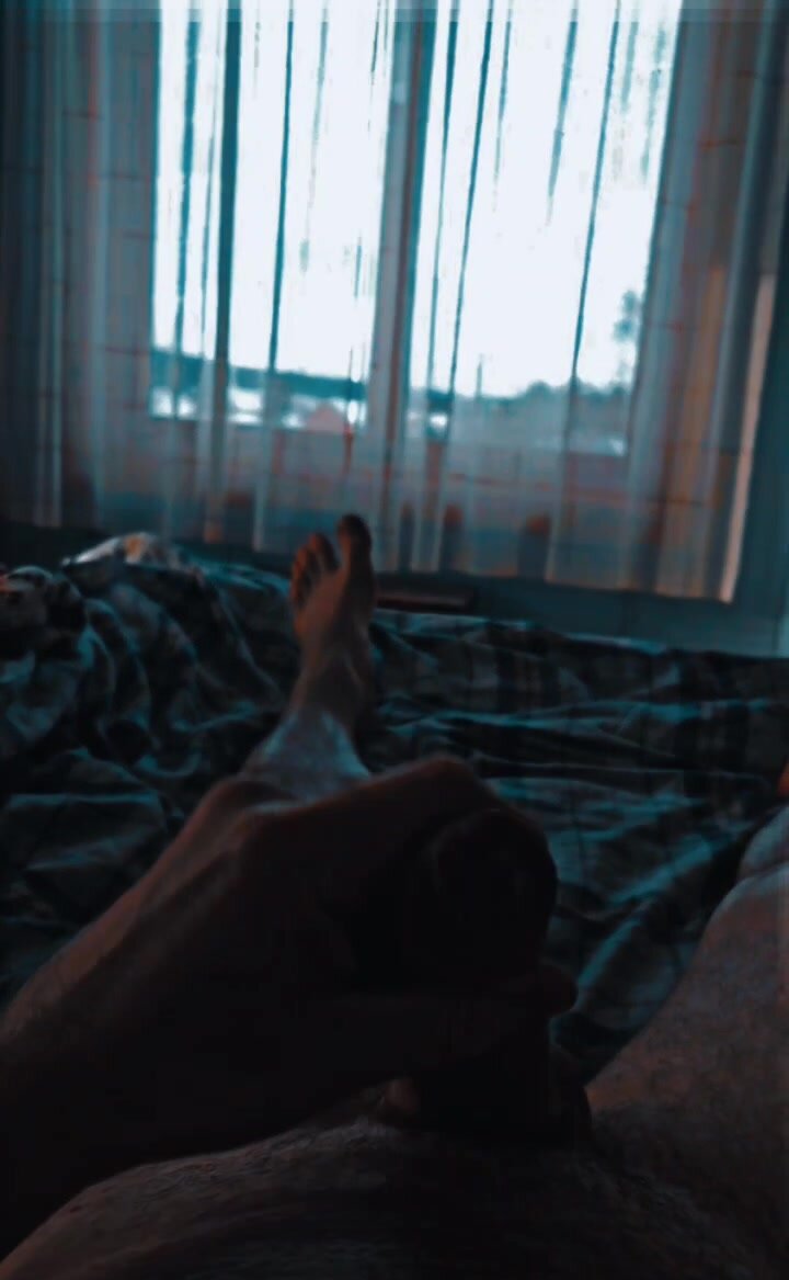 Wank and cum - video 21