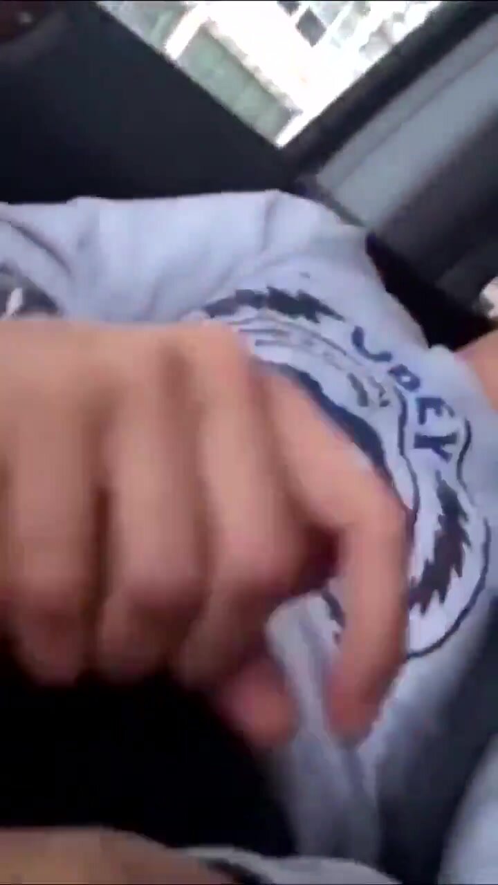 college boi fingered outside school