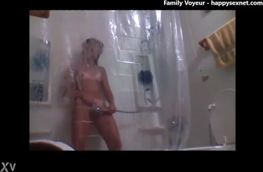 Shower - video 213