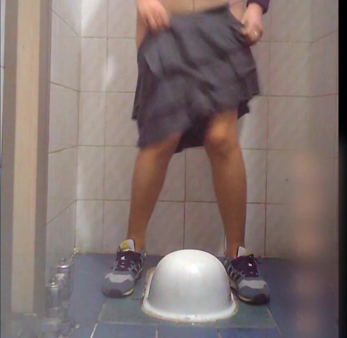 Korean Ladies Toilet Voyeur - video 5
