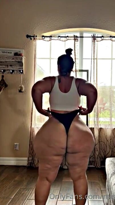 bbw clappin huge thick booty