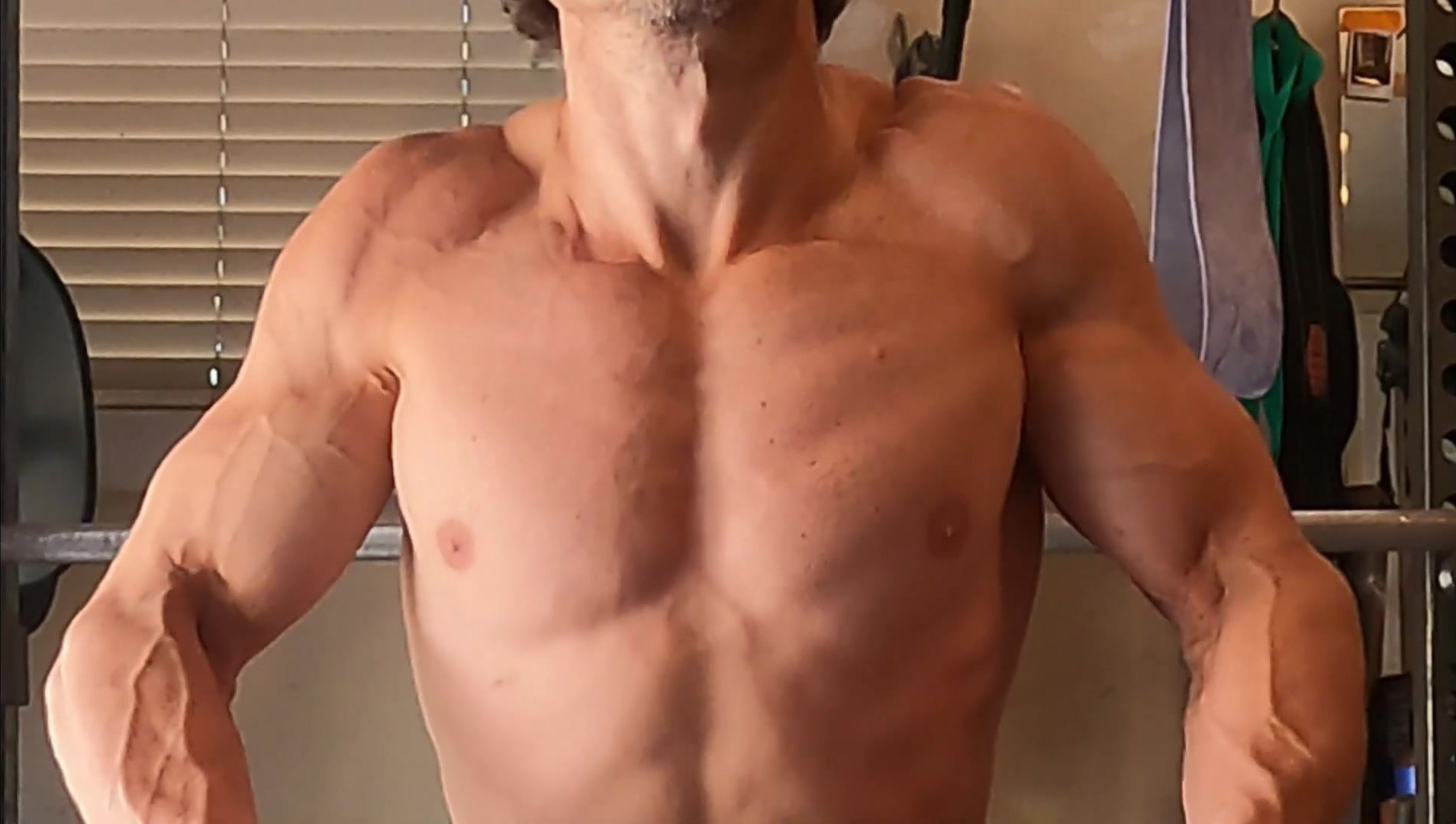 male neck veins 2