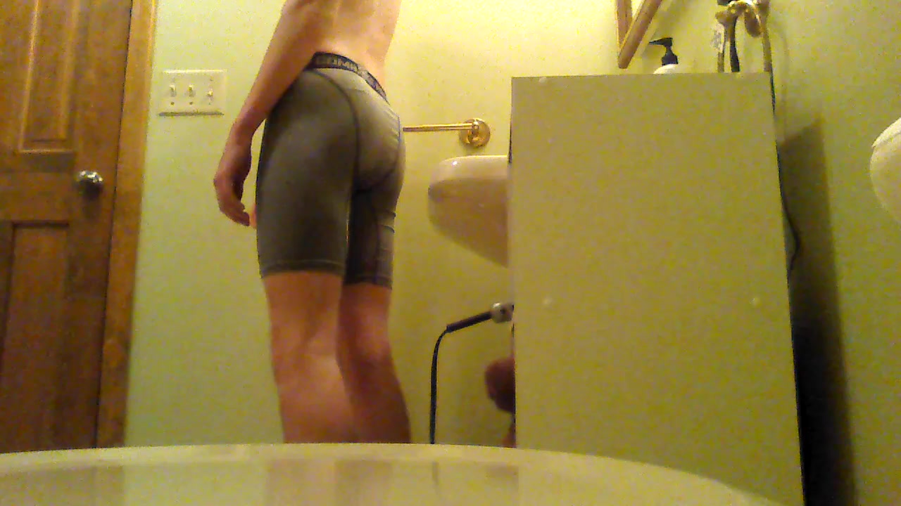 Twink poops compression shorts