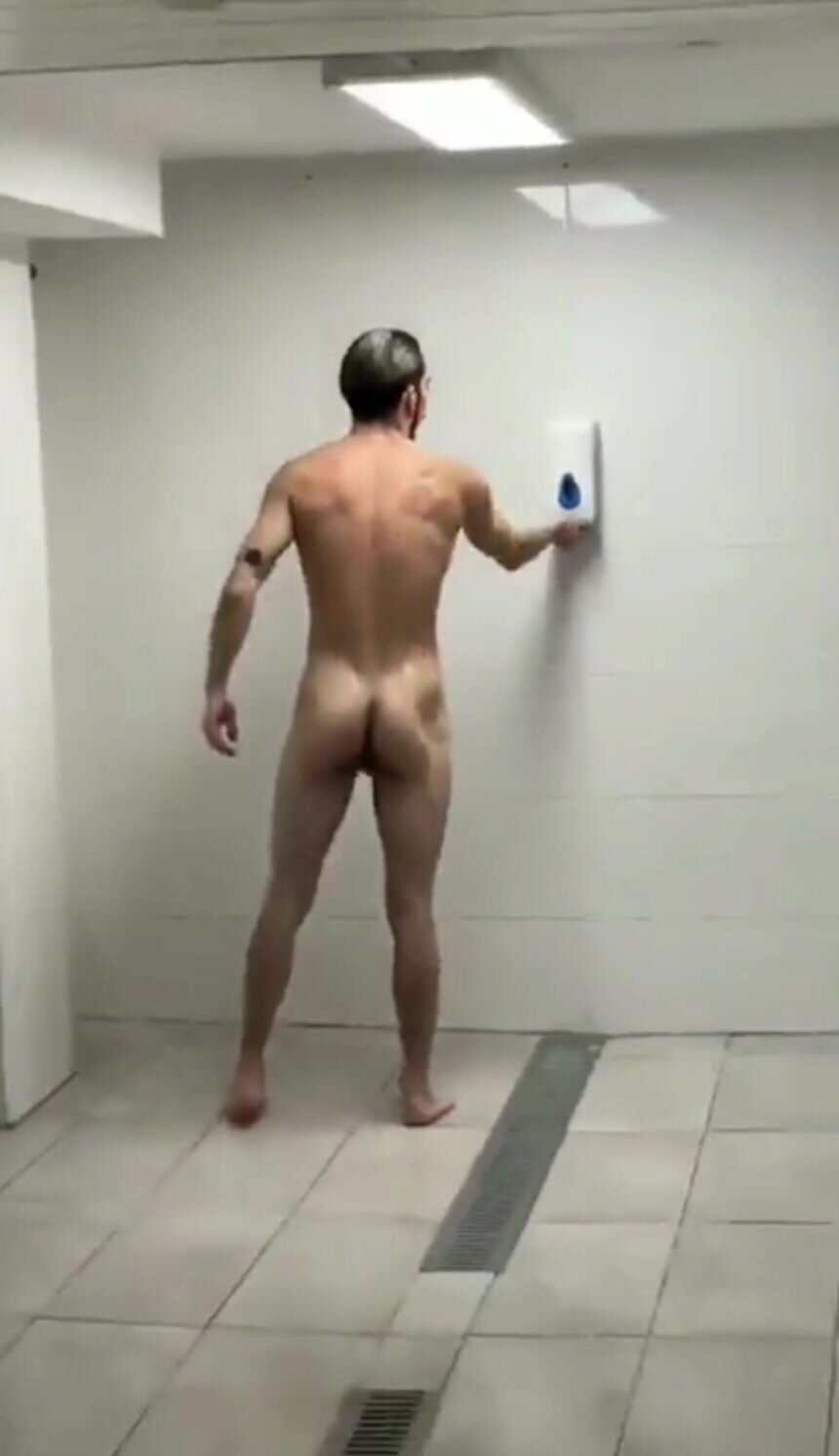 Spy shower boner
