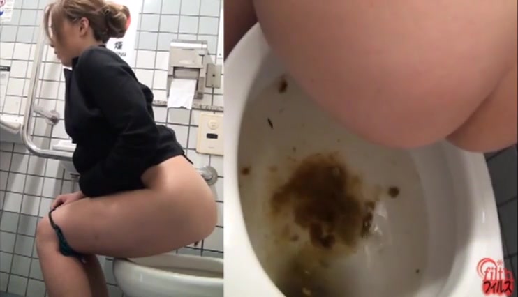 Japanese teen struggles to push a huge turd from her ass