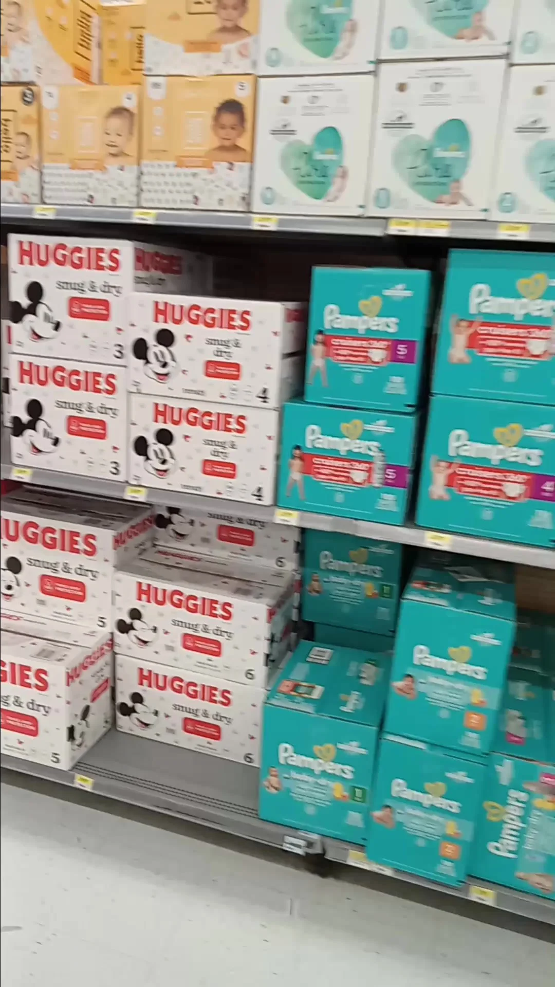 Shopping my pampers #7 at Walmart store - ThisVid.com