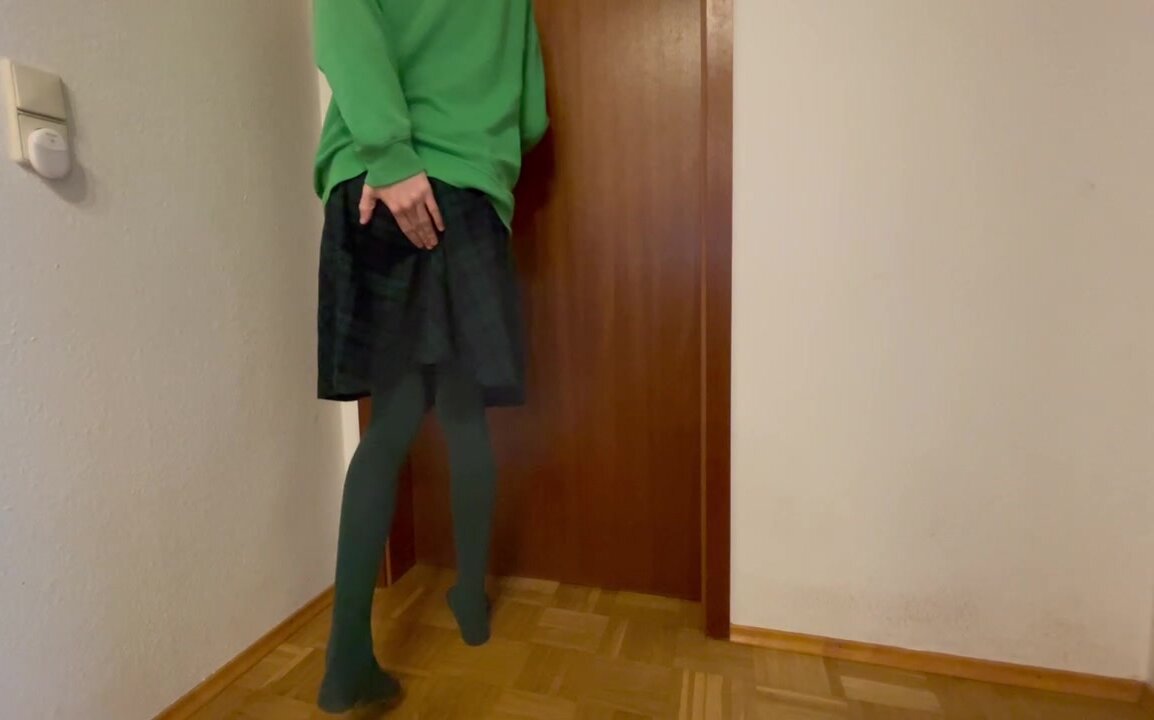 Messing myself in a skirt