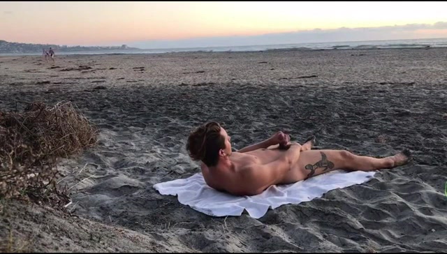 Jerking Off On The Beach