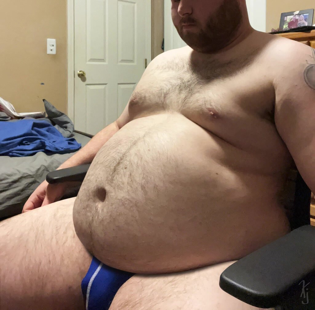 Fat Bear Belly Growth Morph
