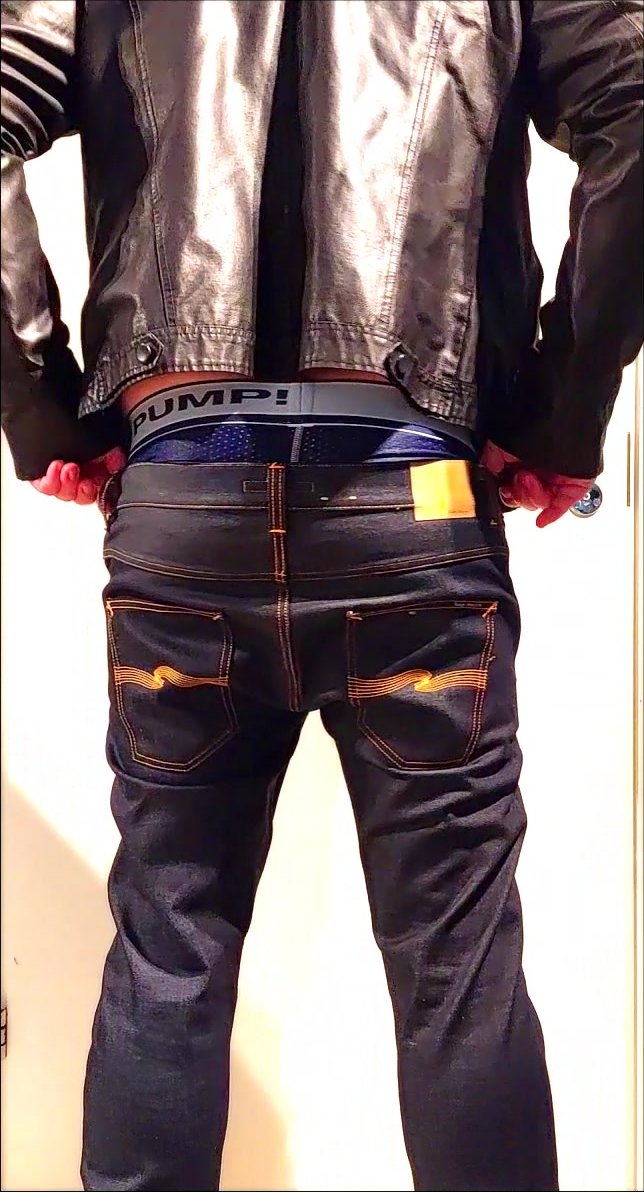 Tight Nudie Lean Dean jeans