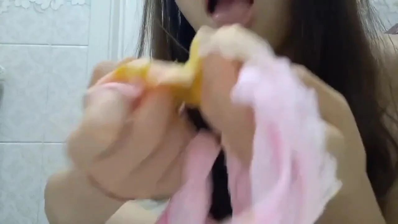 吃屎的傻逼母狗 - ThisVid.com