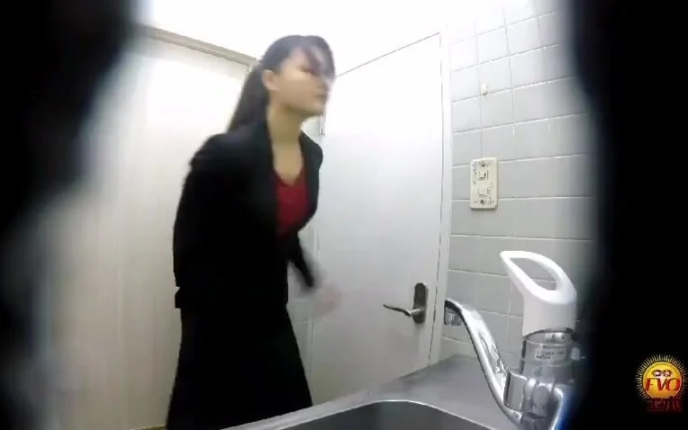 Japanese Secretary Panties Floor - Japanese secretary panty poop - ThisVid.com