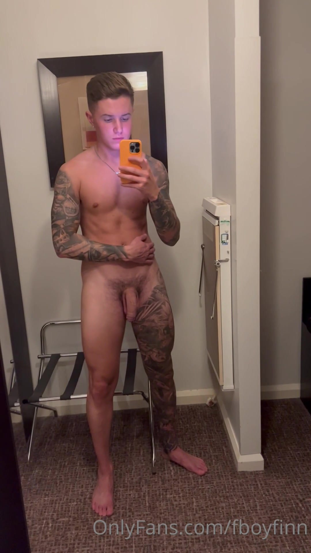 Sexy great boy showing amazing body - ThisVid.com 