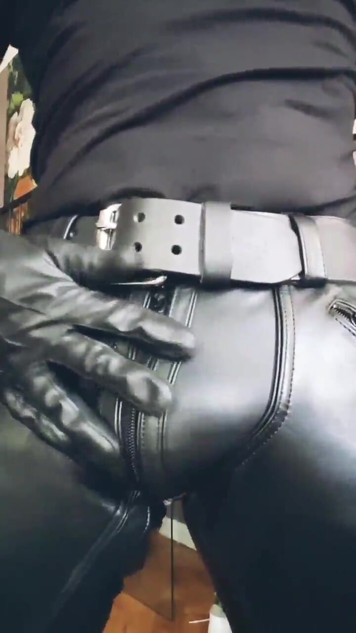 gloves - video 2