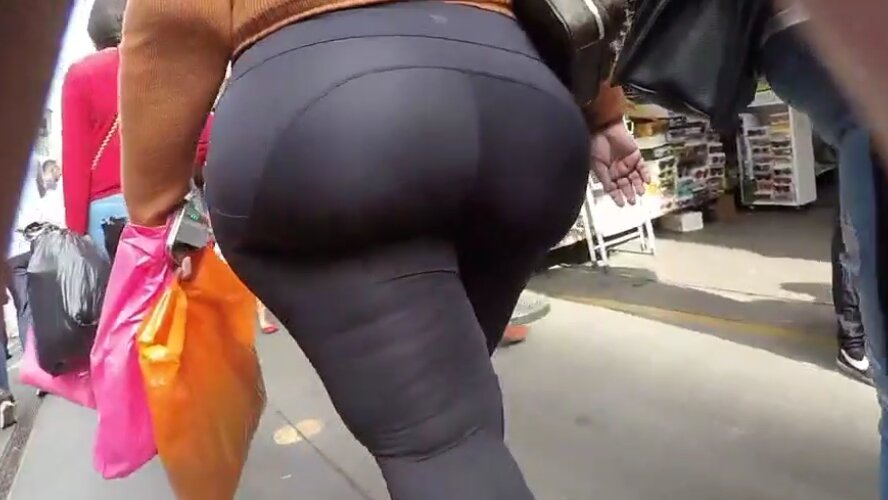 I PREFER SSBBW BUT THIS IS MY TYPE OF BBW THICKNESS