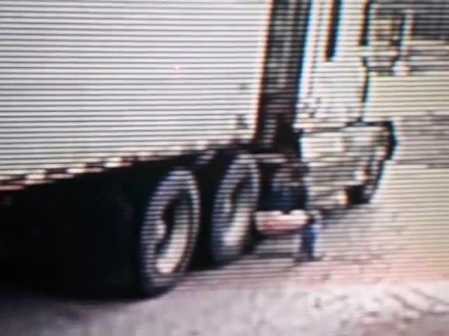 CCTV Truck Driver piss stop (2)