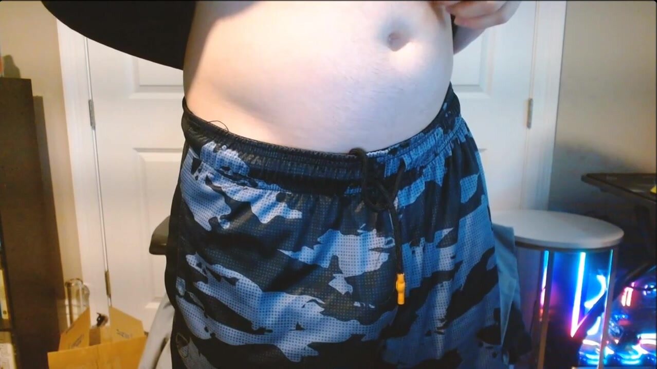 Pat shows his cute bellybutton