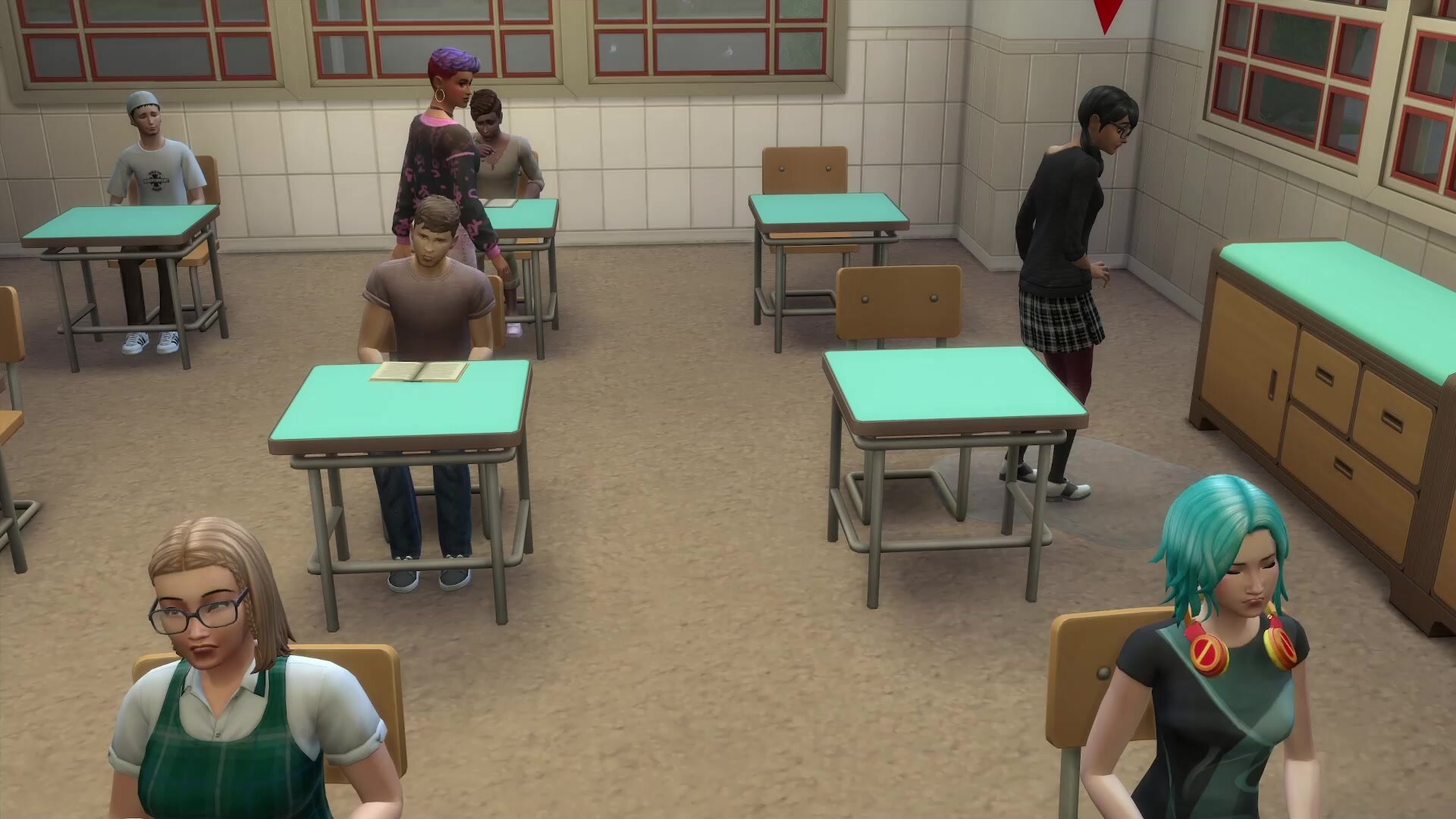 Cute nerdy sims4 girl pees pants in the middle of class
