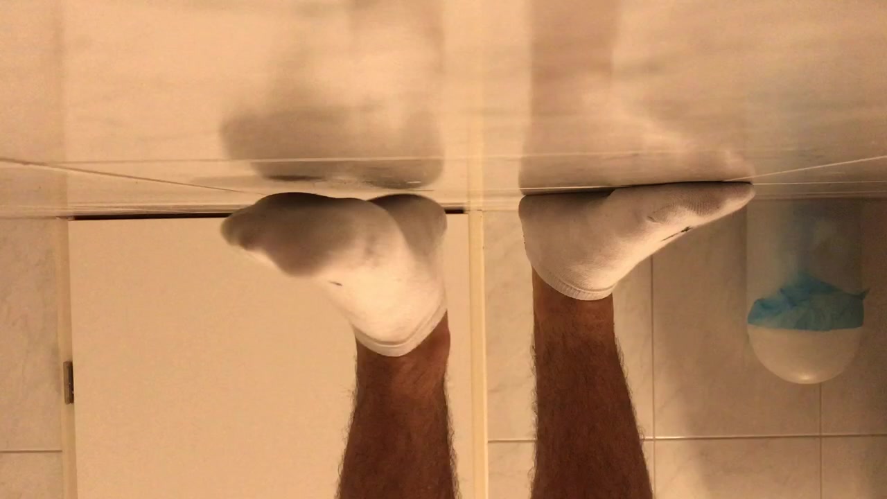 White puma ankel socks