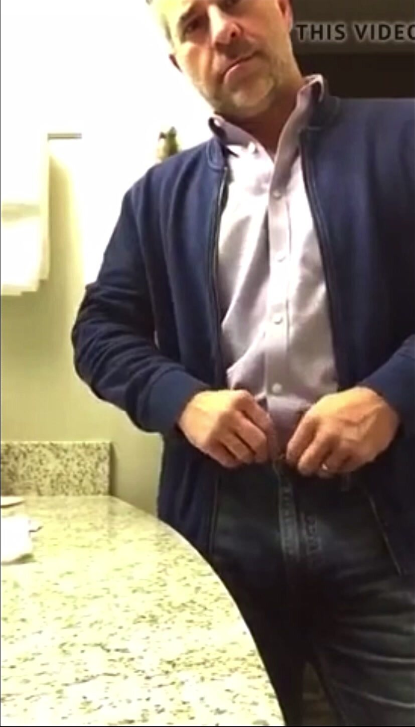 Sexy Daddy - video 18