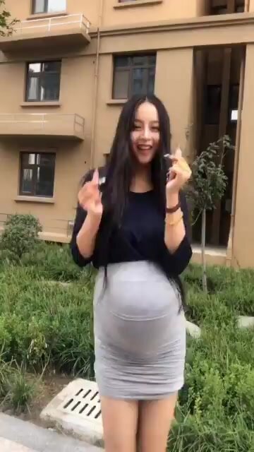 pretty pregnant girl dancing - video 2