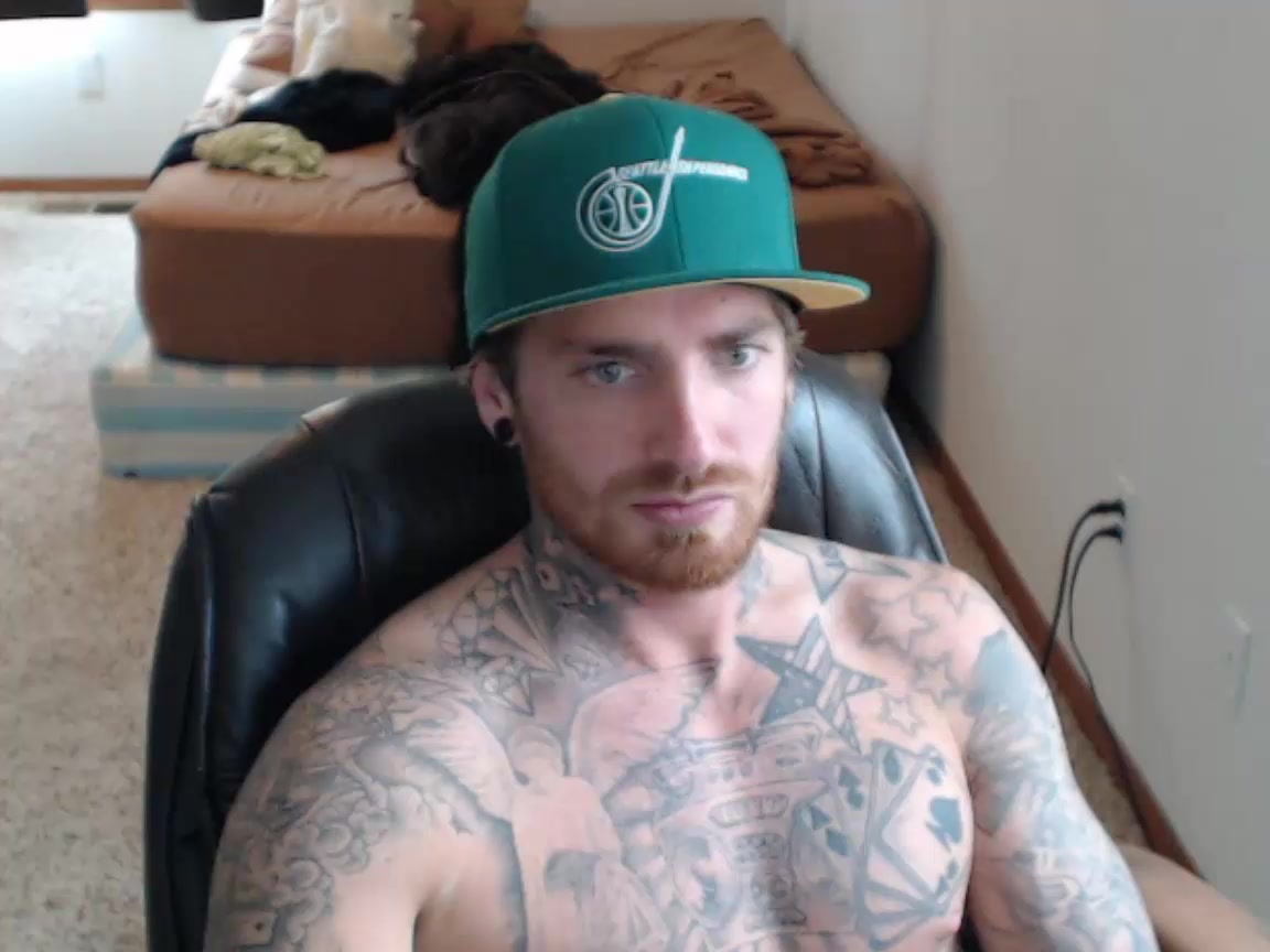 Tatted stud plays with himself 01