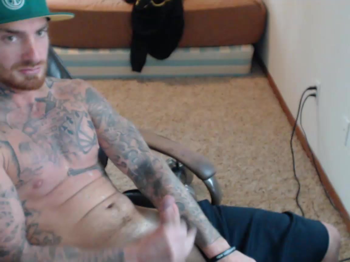 Tatted stud plays with himself 02