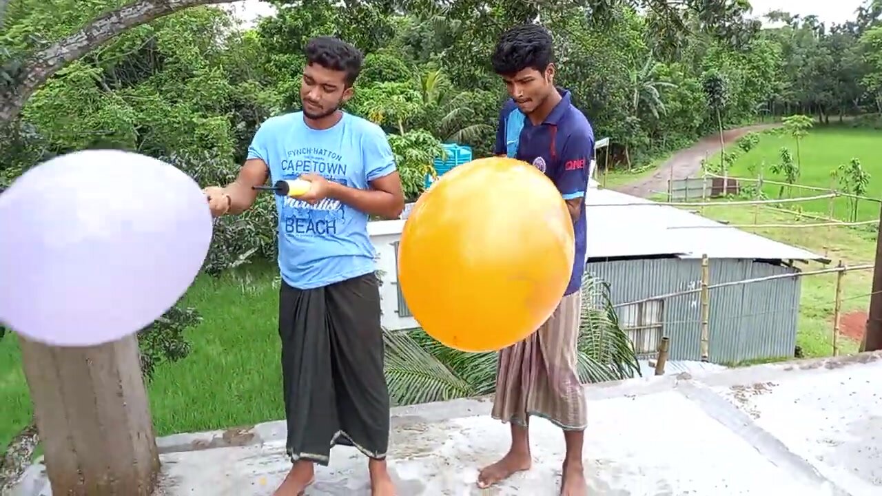 Big balloon pumping content