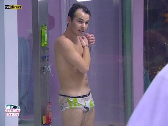 Frontal Naked in Big Brother Portugal