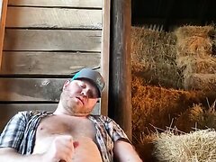 Beefy str8 farmer unloads a quickie in the barn