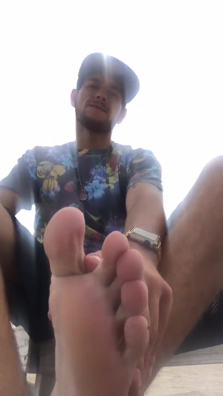 Joey Luchiano showing his feet 3