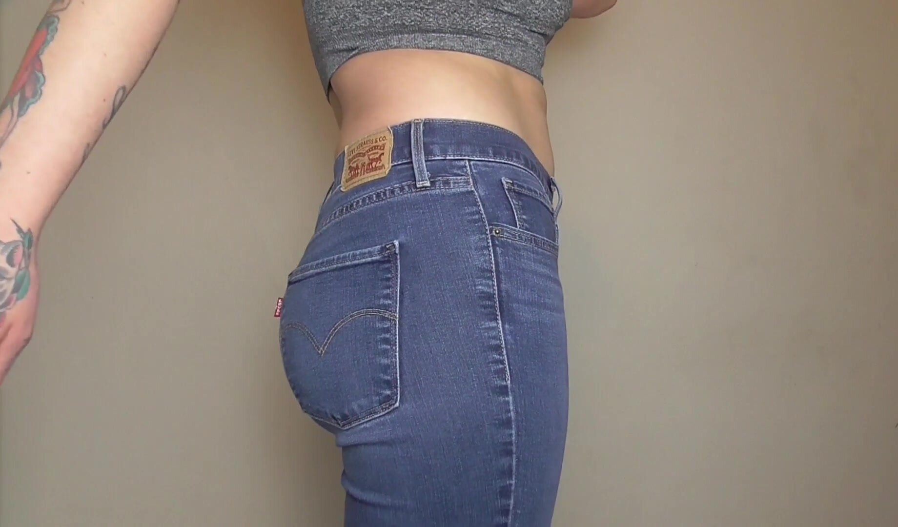 Girl Farts on You, Jeans and Bare-assed