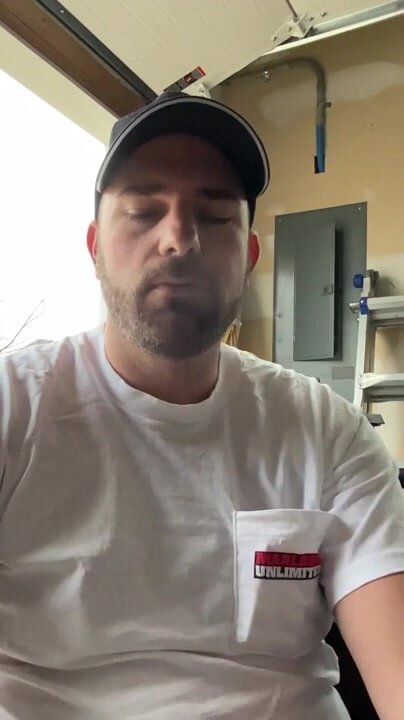 Hot smoker - video 131