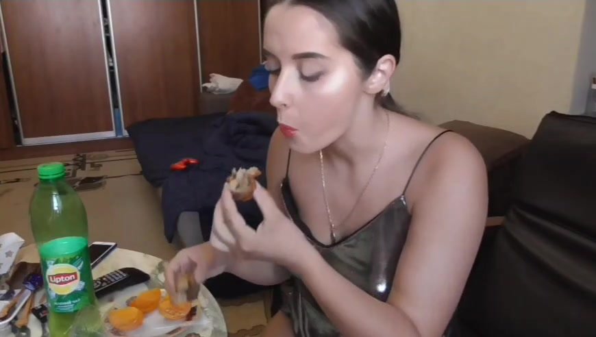 Russian Woman belly stuffing+Burps