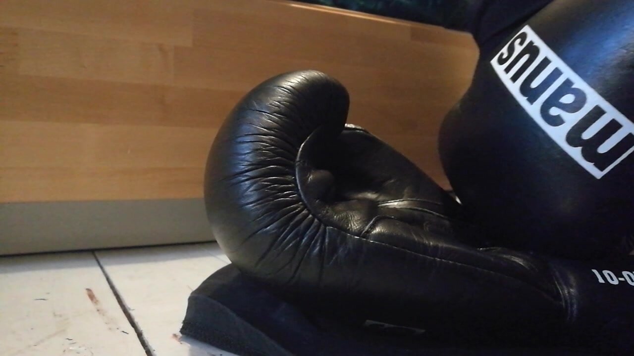 Boxing Glove wank w cumshot