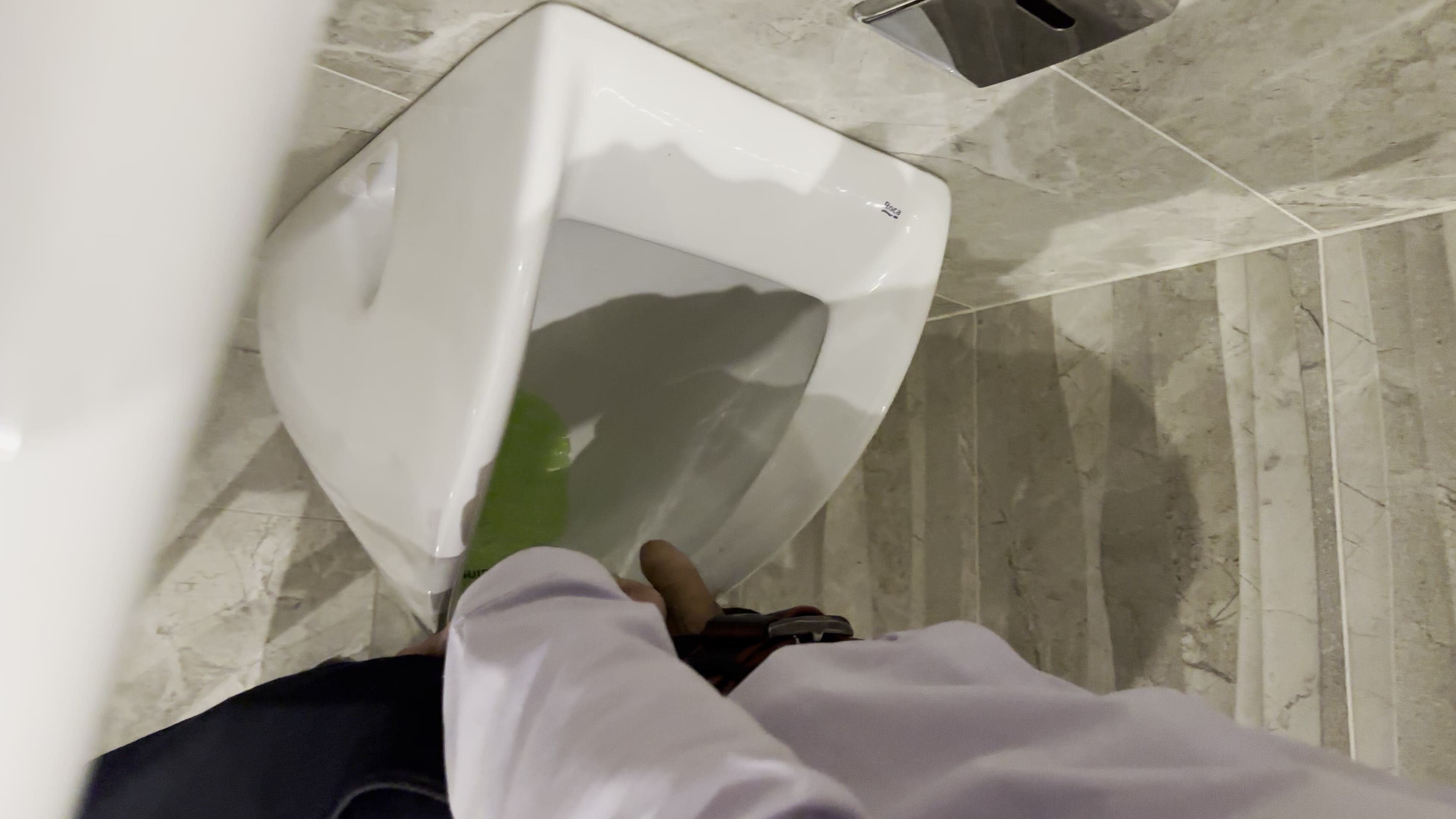 urinal spy piss man toilet - video 12