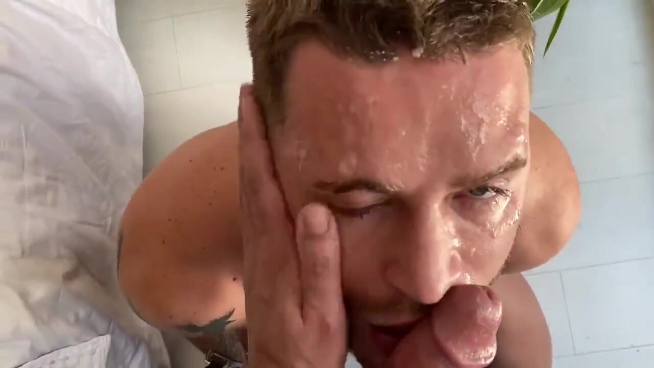 Alpha master spit & face fuck sub bottom