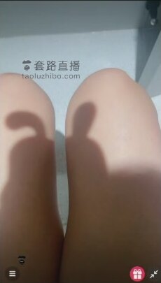 chinese selfie poop 49