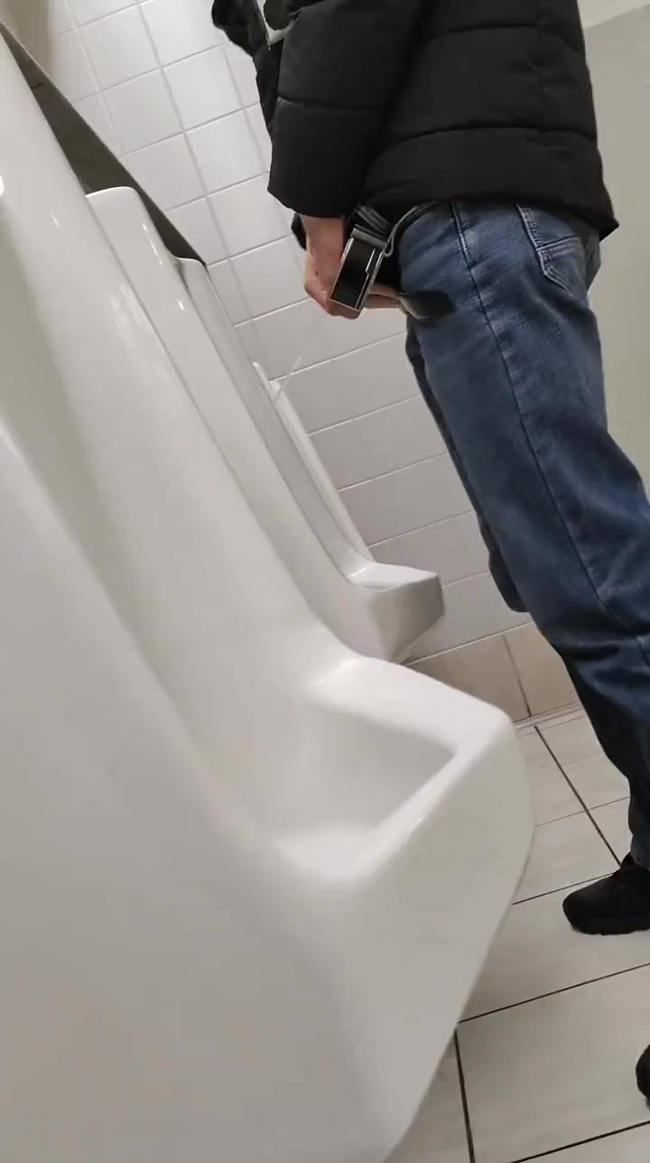 spy piss - video 103