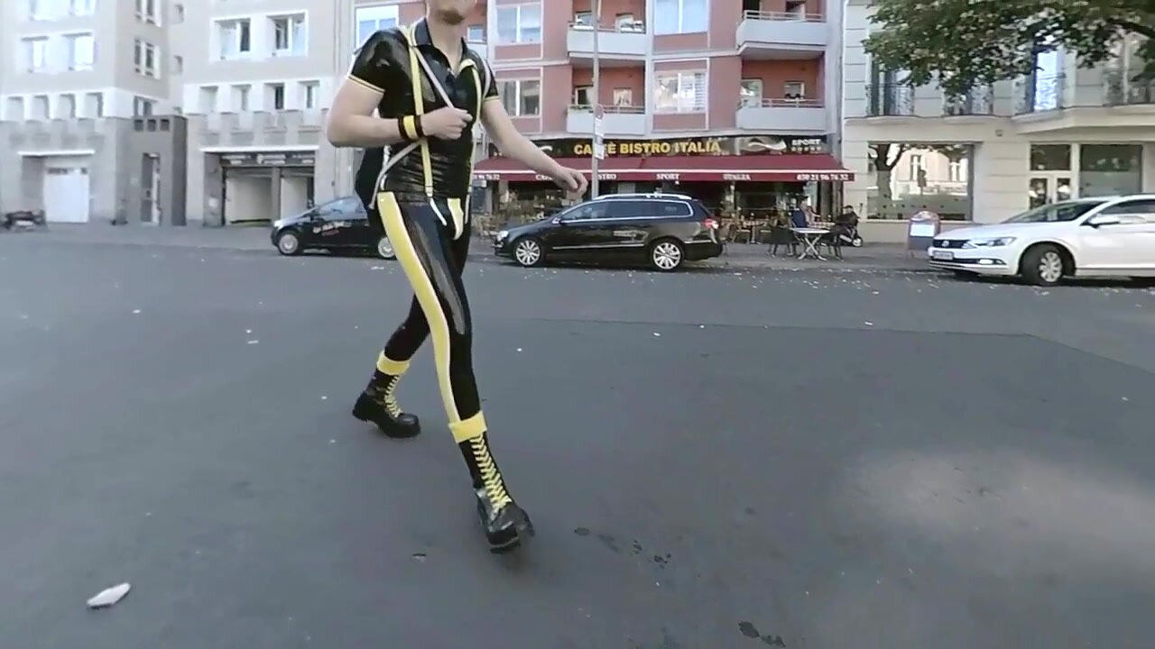 Walking to the gym in rubber