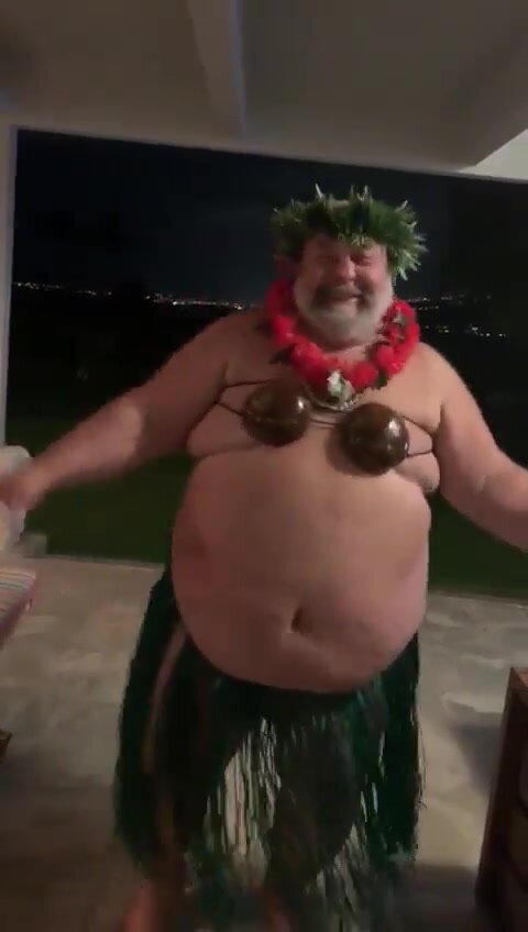 chubby in hawaii