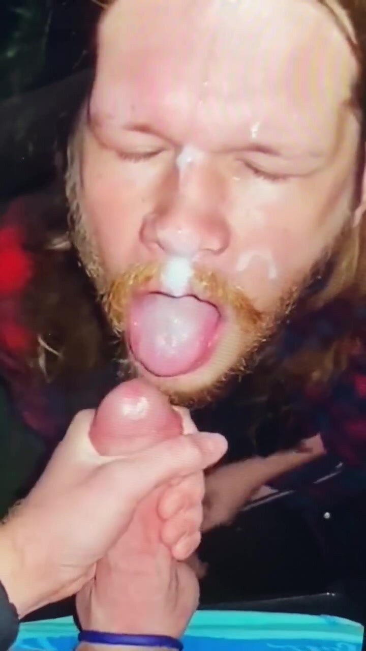 Communier entre mâles Blancs. White Men take communion