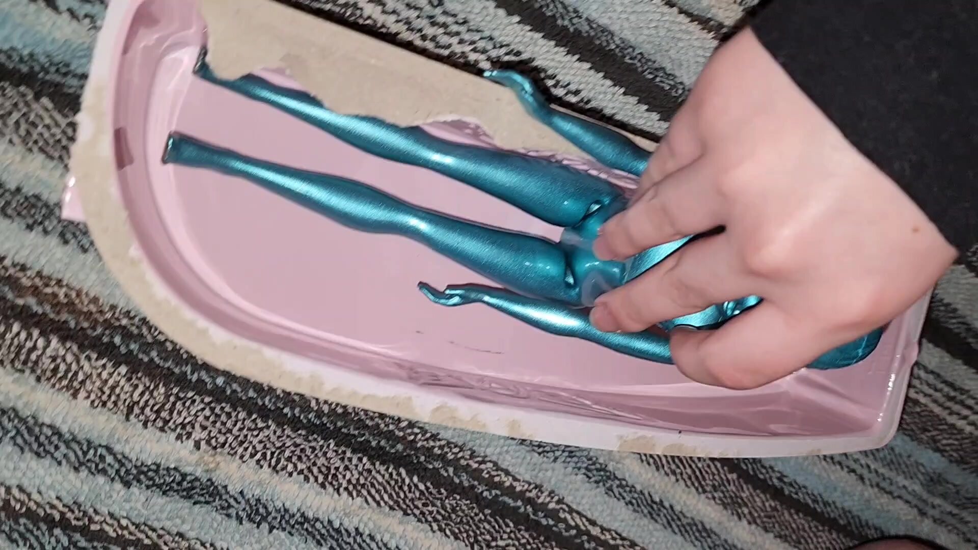 Pissing On Color Reveal Barbie
