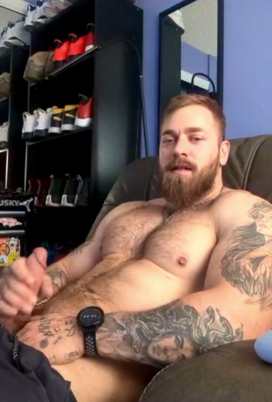 SEXY TATTOOED BEARDED ALPHA WANKS HIS BIG COCK CUMS - video 3